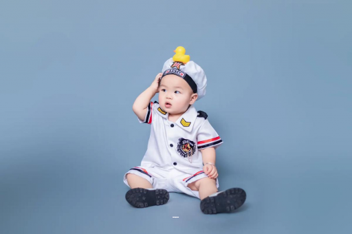 广汉宝宝老摇头怎么回事
